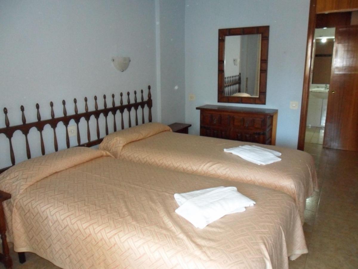 Apartamentos Cervantes ベニドルム エクステリア 写真