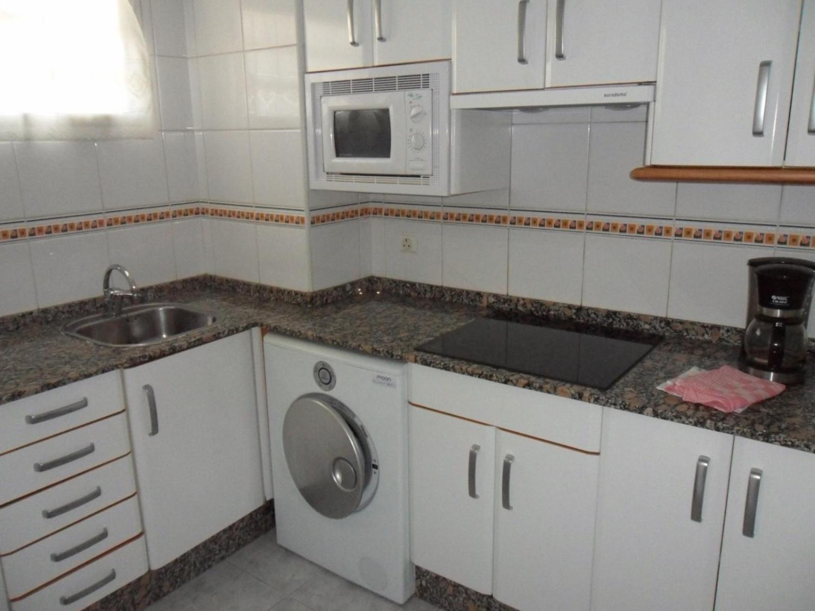 Apartamentos Cervantes ベニドルム エクステリア 写真