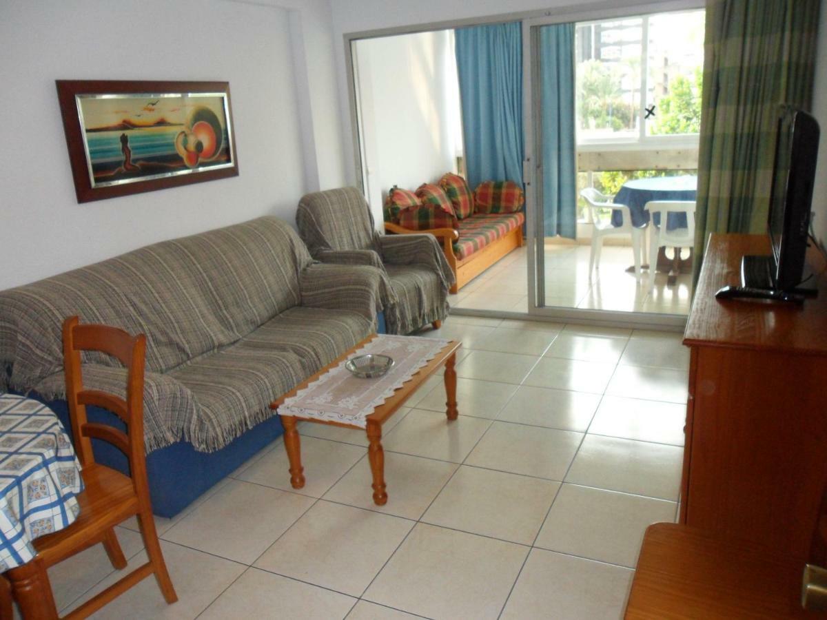 Apartamentos Cervantes ベニドルム エクステリア 写真